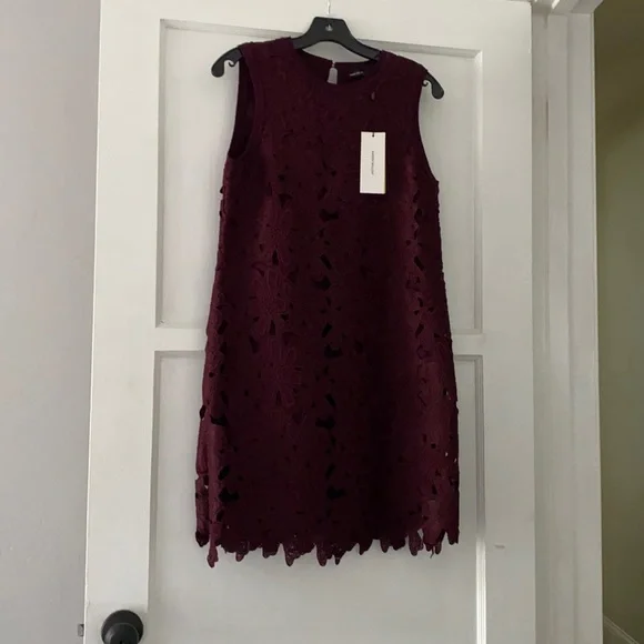 Karen Millen | Dresses | Karen Millen Size S Burgundy Lace Dress Nwt |  Poshmark
